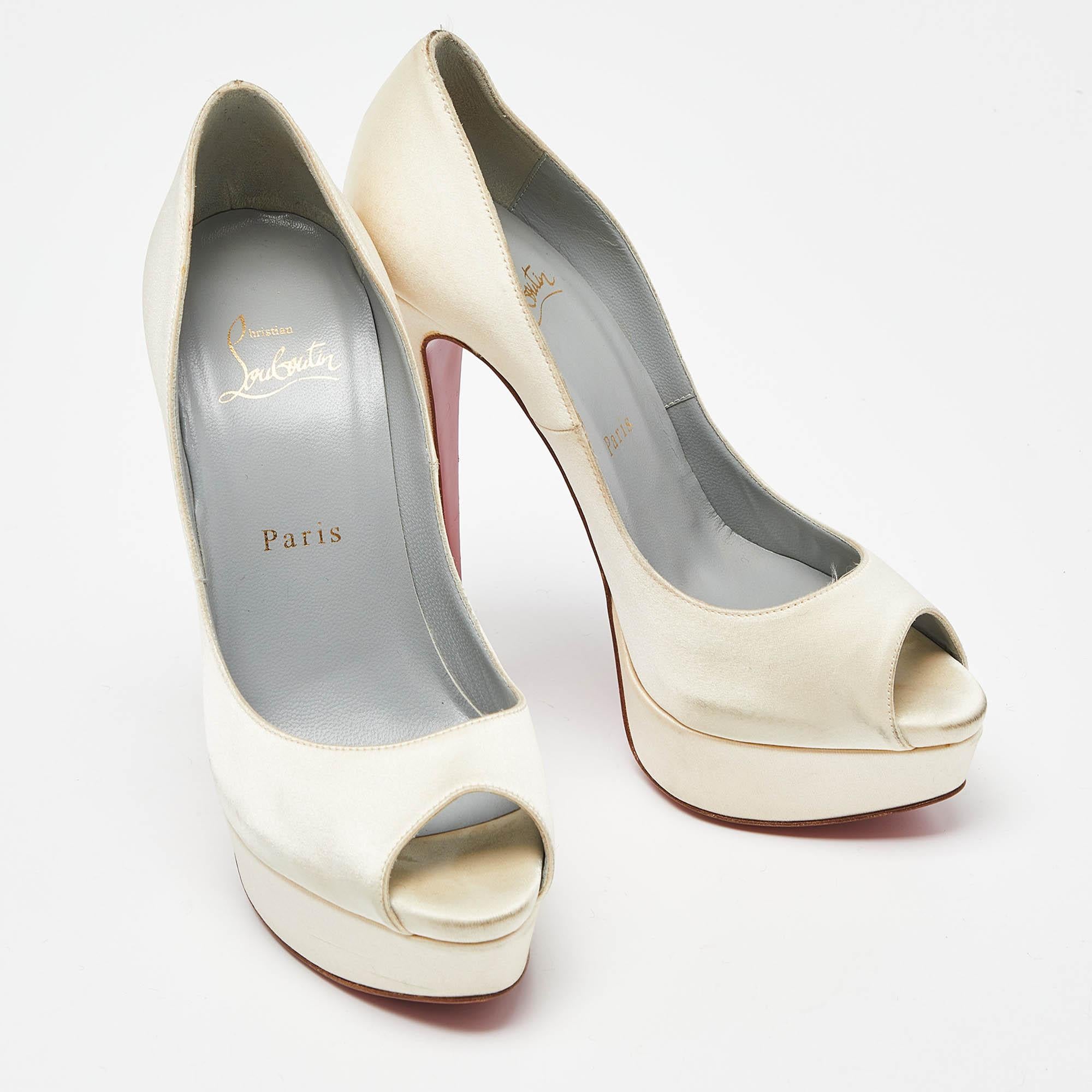 Christian Louboutin Cream Satin Lady Peep Toe Platform Pumps Size 37 In Good Condition In Dubai, Al Qouz 2
