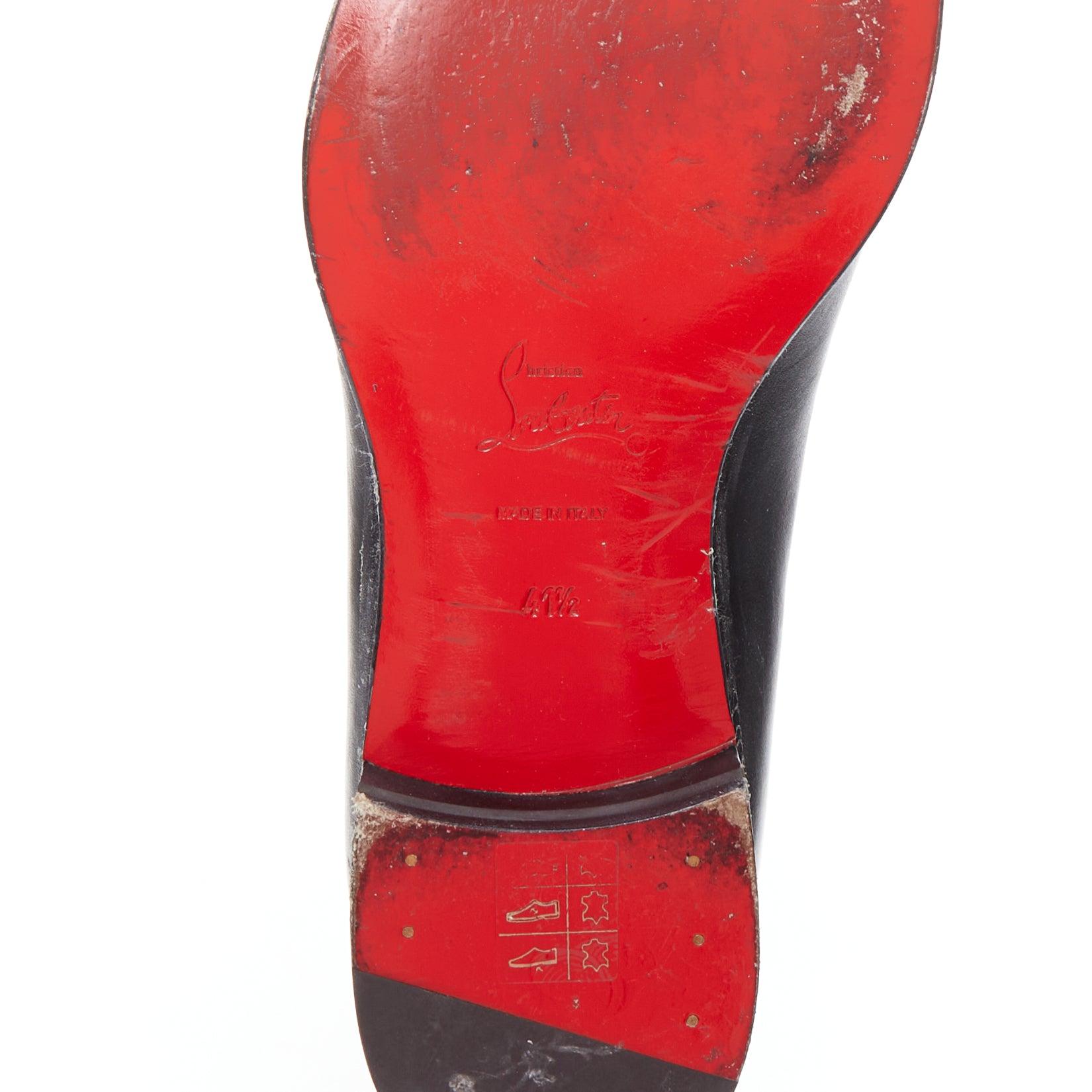 CHRISTIAN LOUBOUTIN Mocassins en cuir lisse à pompon noir Dandelion  EU41.5 en vente 5