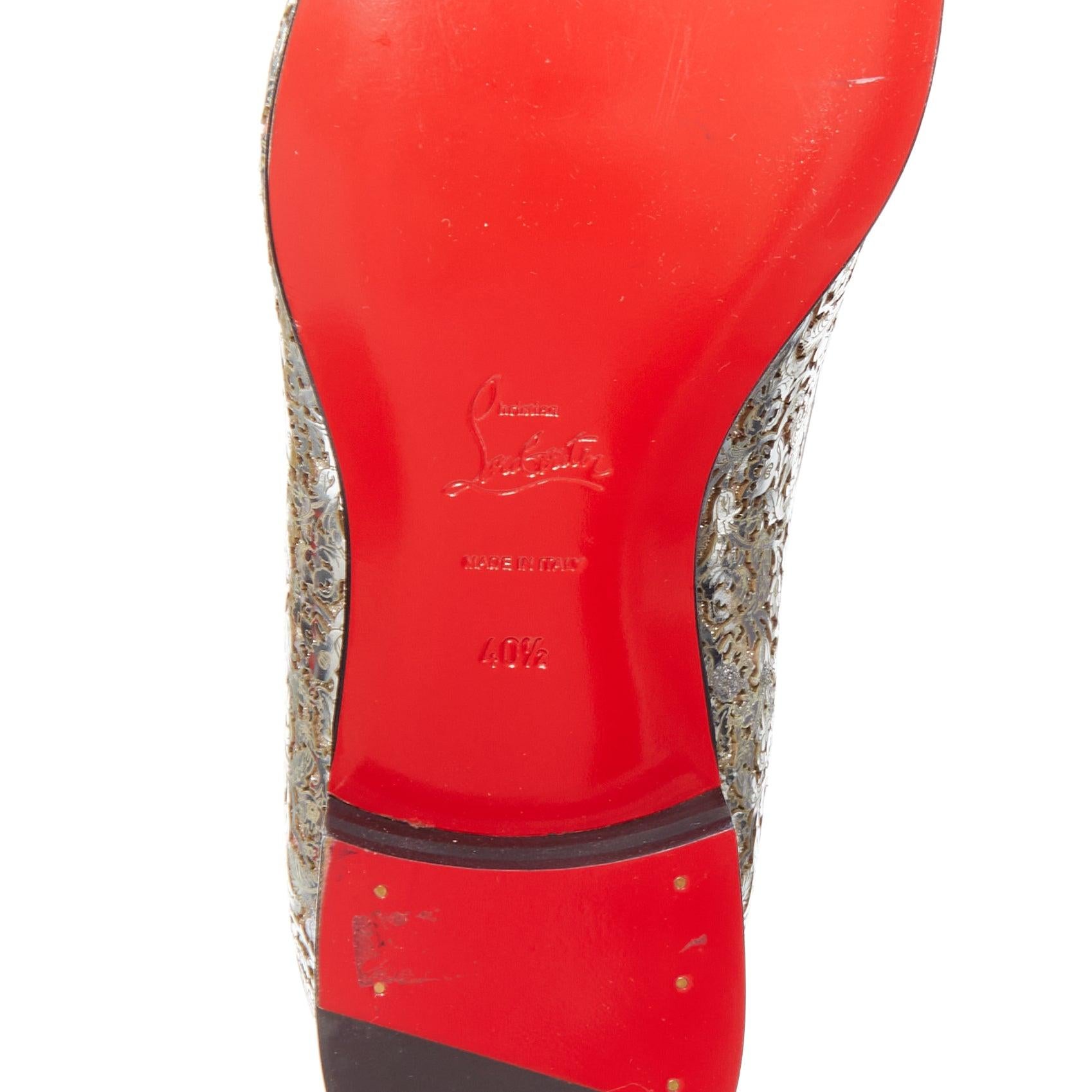 CHRISTIAN LOUBOUTIN Dandelion argento specchiato taglio laser mocassini in pelle EU40.5 in vendita 5