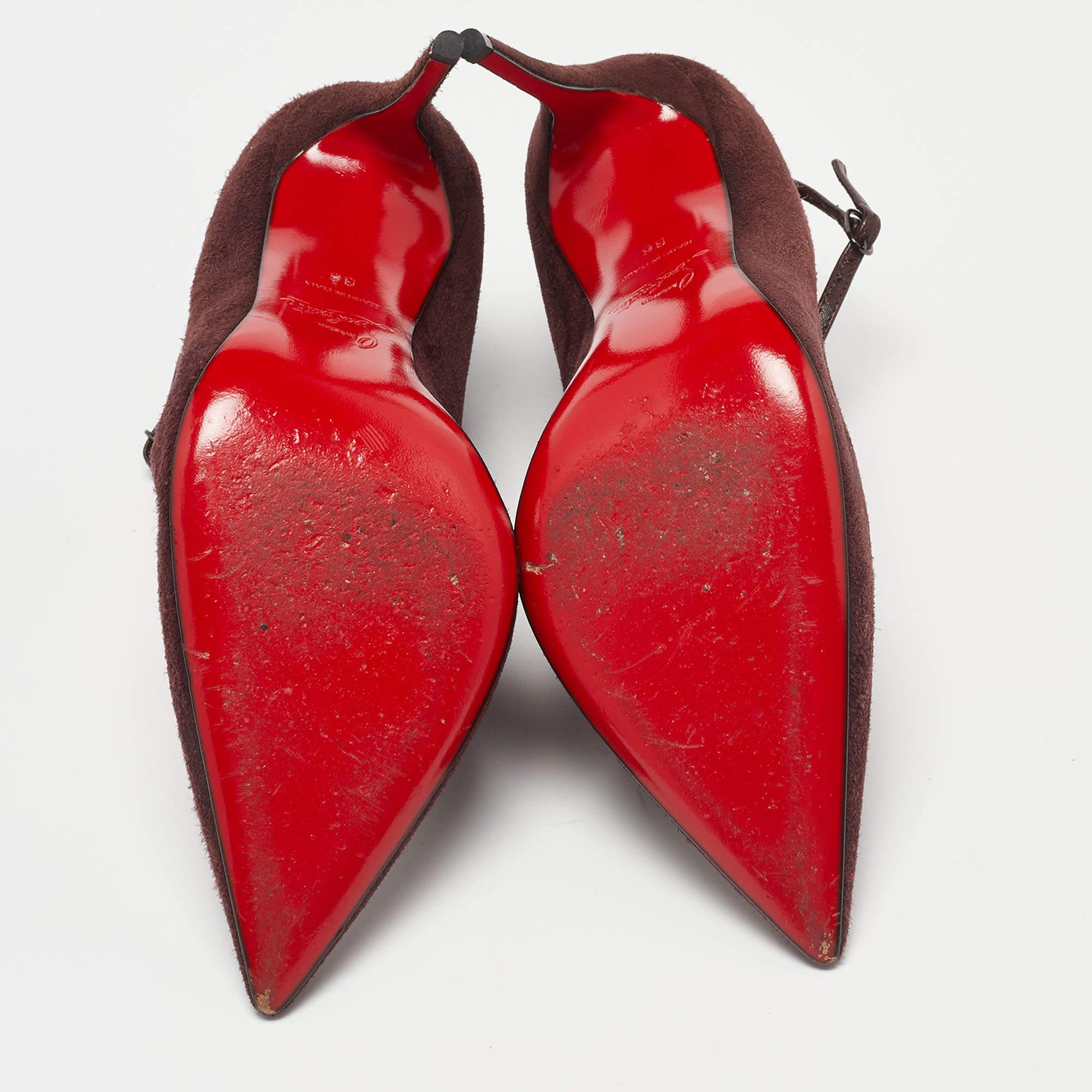Christian Louboutin Dunkelburgunder Wildleder Vampydoly Pumps Größe 36 im Angebot 3