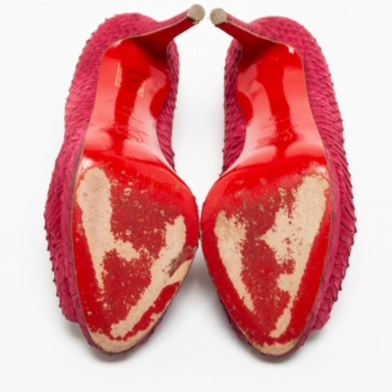 Christian Louboutin Bombas Yolanda de piel de pitón rosa oscuro talla 39 en venta 3
