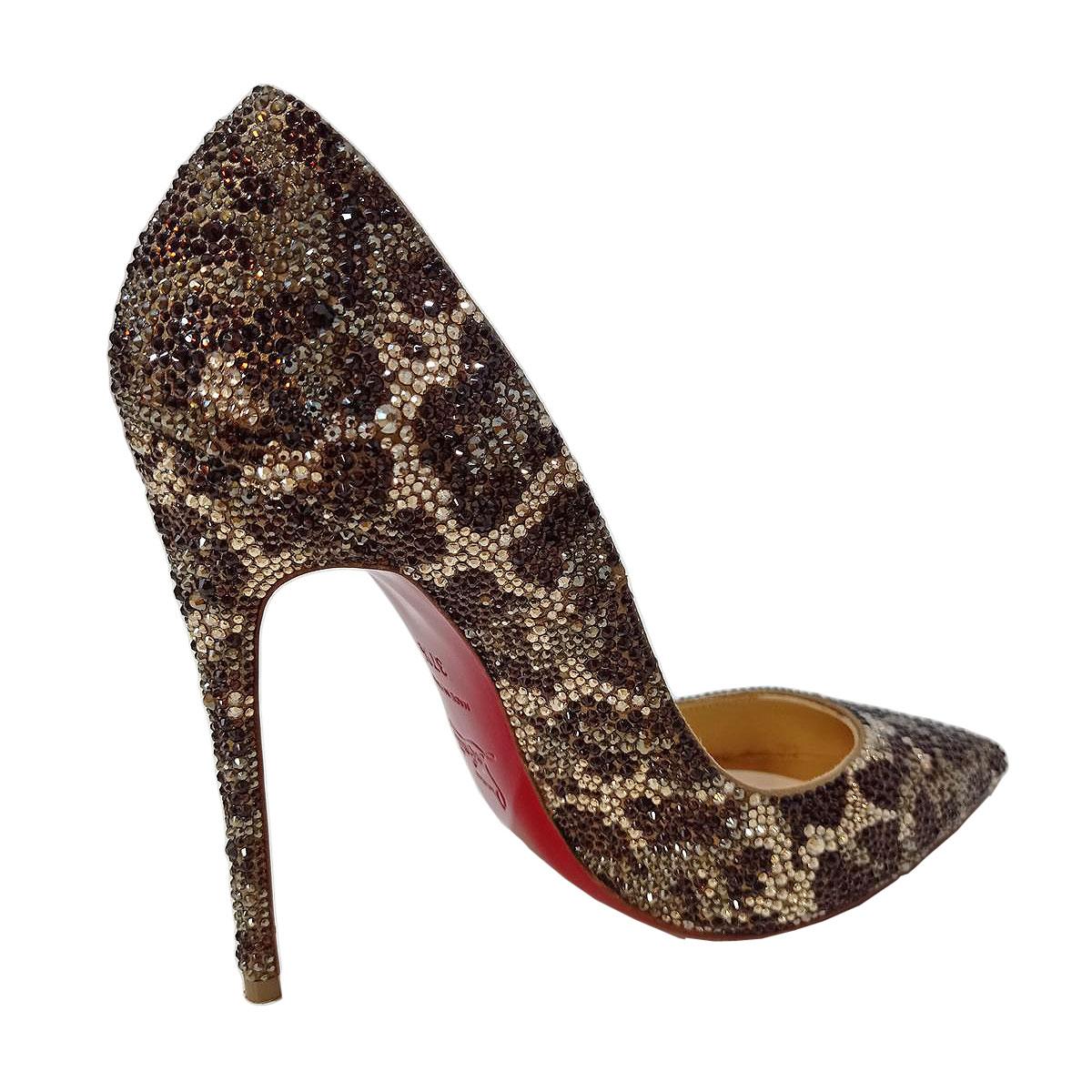 Iconic So Kate pointed pumps
Leather incrusted with crystals
Leopard fancy
Heel height cm 12 (4,72 inches)
With dustbag

Original price € 2000
Worldwide express shipping included in the price !