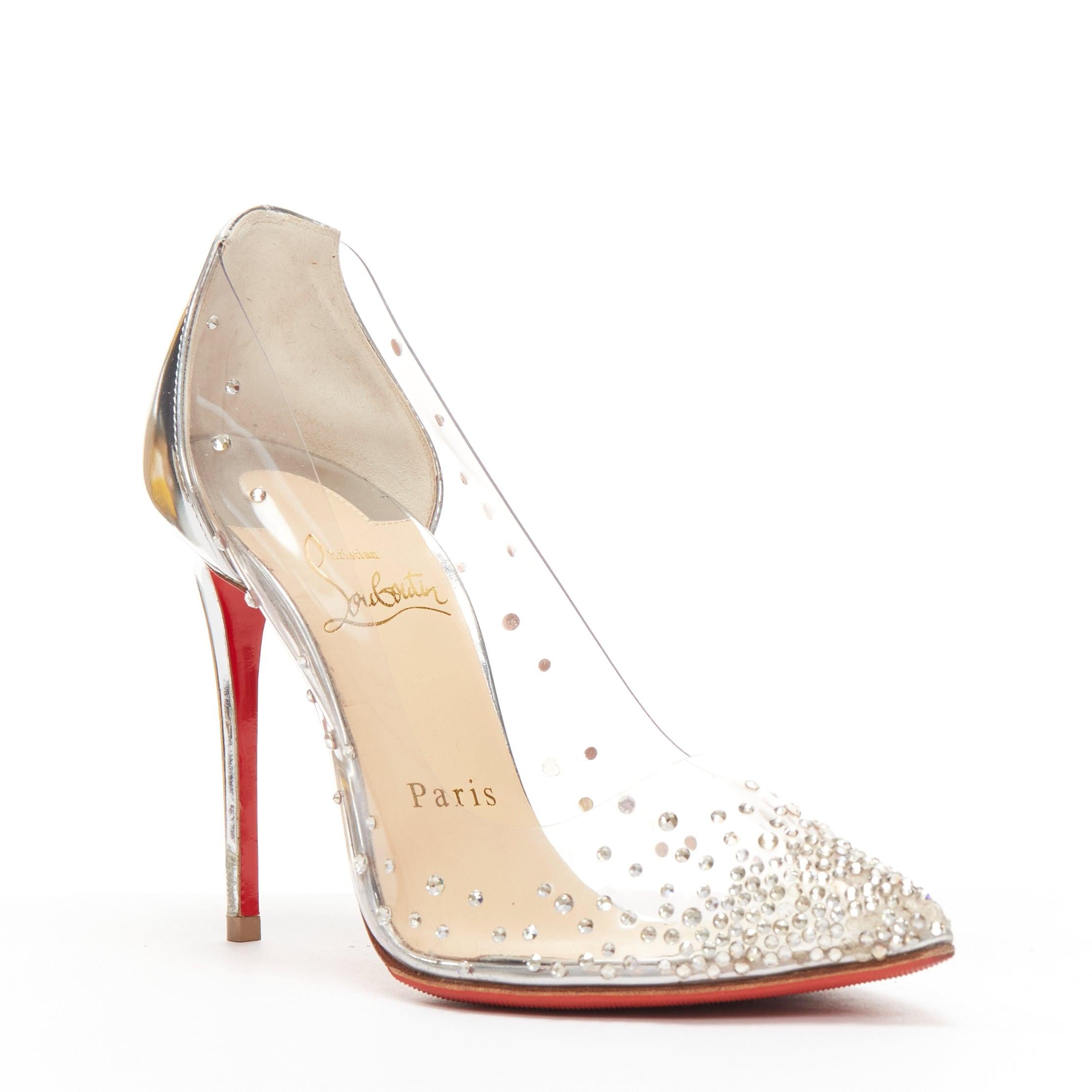 CHRISTIAN LOUBOUTIN Degrastrass 100 clear pvc crystal embellished pump EU35
Reference: YIKK/A00153
Brand: Christian Louboutin
Model: Degrastrass 100
Material: PVC, Leather
Color: Silver, Clear
Pattern: Solid
Closure: Slip On
Lining: Nude