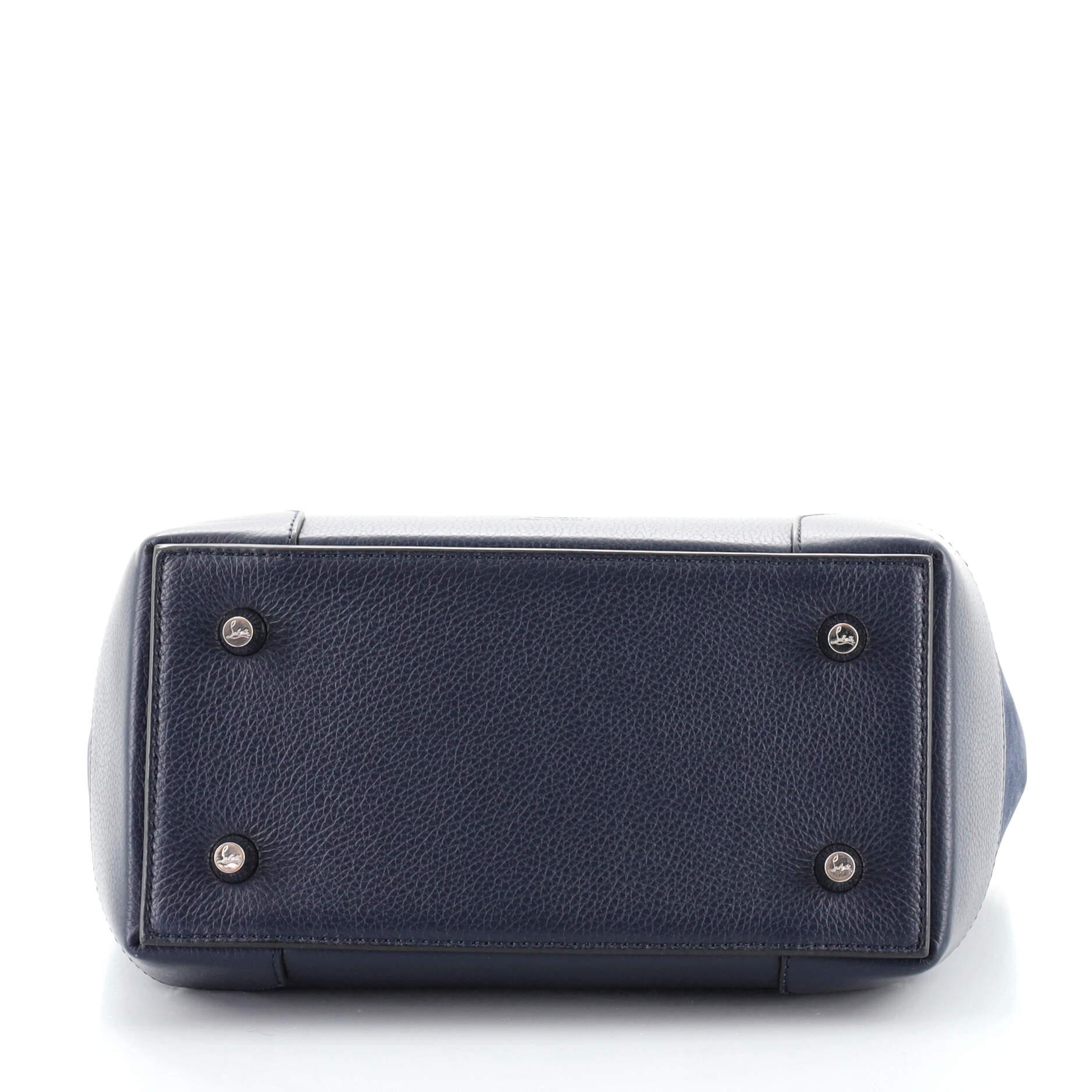 Christian Louboutin Eloise Tasche aus Leder mit Spiked-Muster Klein im Zustand „Gut“ in NY, NY