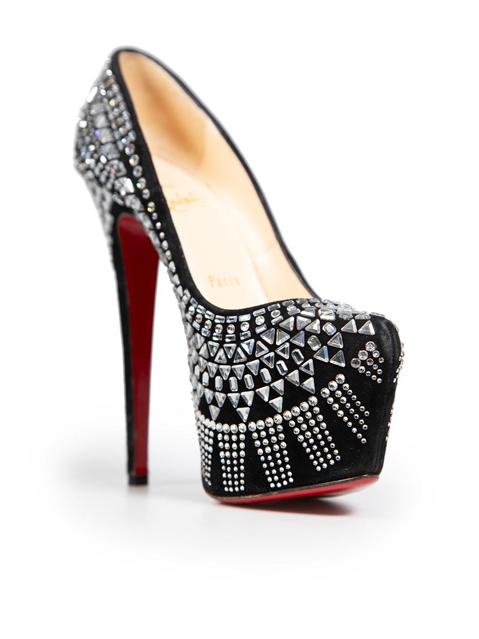 CONDITION is Very good. Minimal wear to heels is evident. Minimal wear to tips, sides and heel stems of both the shoes with light scratches, on this used Christian Louboutin designer resale item.
 
 Details
 Model: Daffodile
 Multicolour- black,