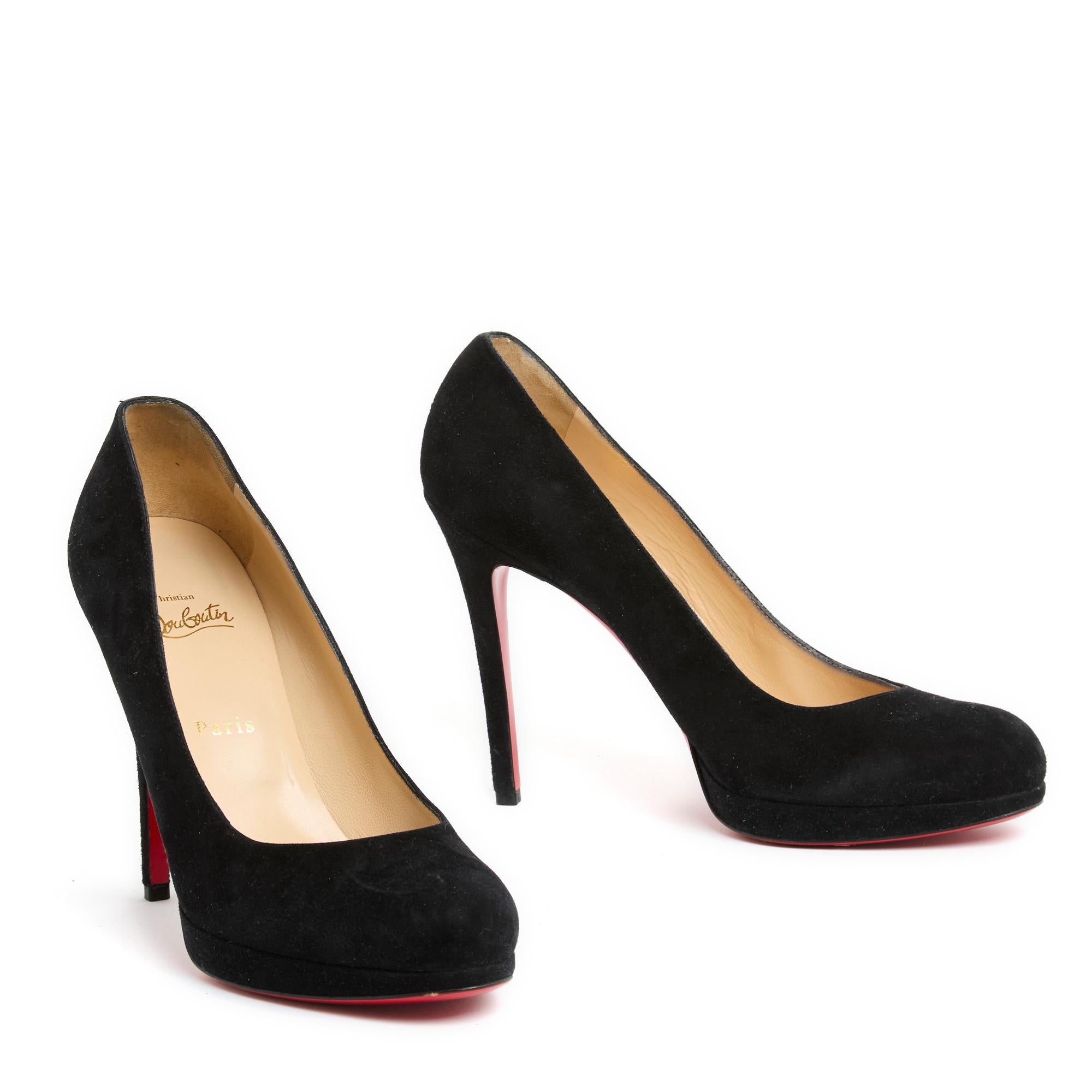 Christian Louboutin Fifi model pumps (or Simple Pumps) in black suede, small platform in front. Size 40FR i.e. UK6.5 and US8, heel 12 cm, front sole 2 cm (including 1 cm inside), insole 25.7 cm. The pumps have been worn only once and they are in