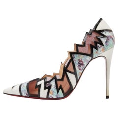 Christian Louboutin Explorete Pigalle Zig Zag Puntiag Toe Bombas Tamaño 36.5