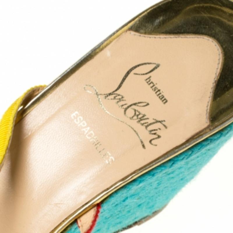 Christian Louboutin Fabric Crepon 110 Espadrille Wedge Platform Sandals Size 40 In Fair Condition For Sale In Dubai, Al Qouz 2
