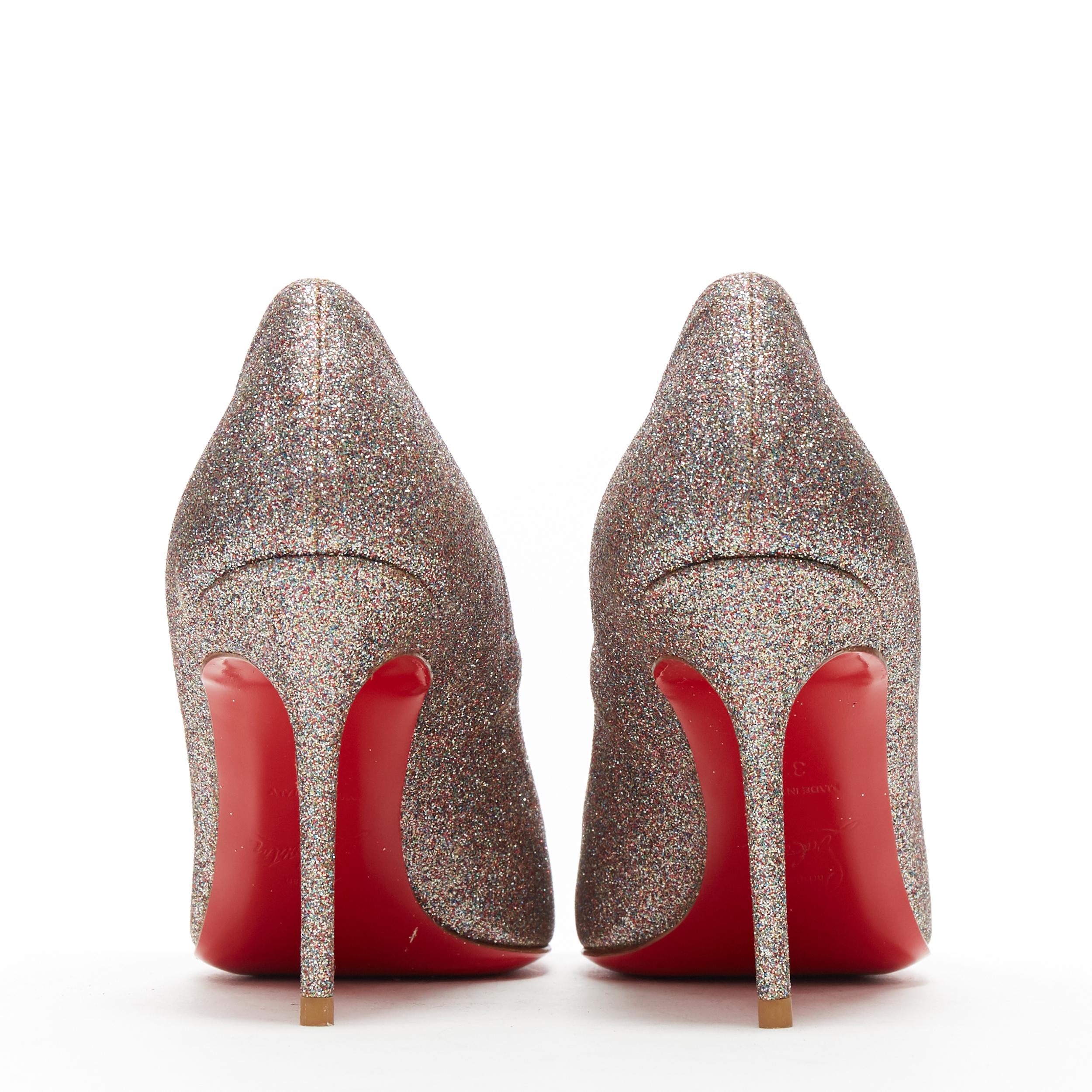 Donna CHRISTIAN LOUBOUTIN Fifi 85 argento finemente glitterato punta rotonda tacco sottile EU37
