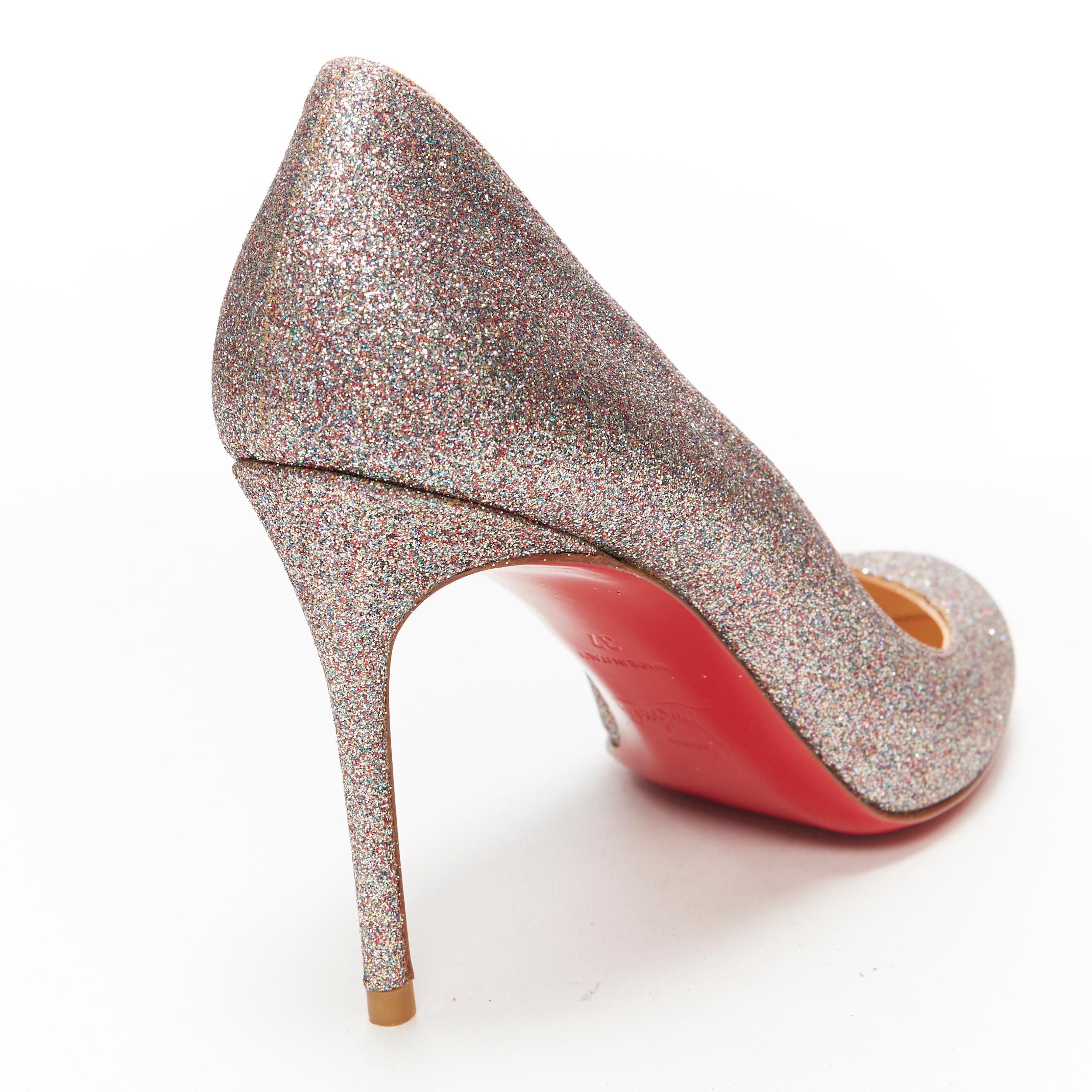 CHRISTIAN LOUBOUTIN Fifi 85 argento finemente glitterato punta rotonda tacco sottile EU37 4