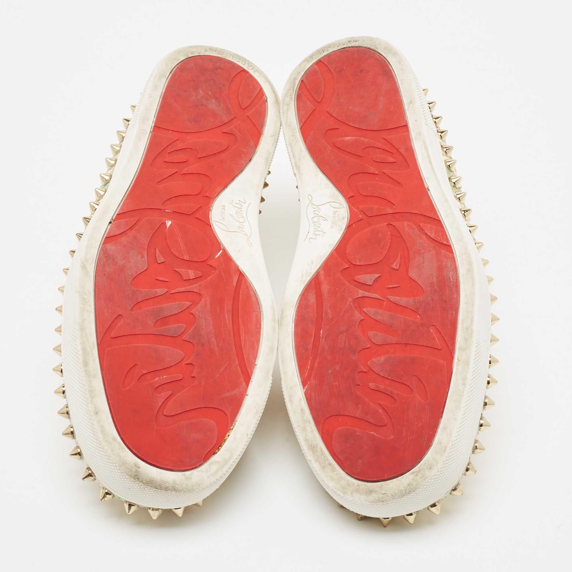 Christian Louboutin Floral Print Embossed Snakeskin Pik Boat Sneakers Size 38.5 For Sale 2