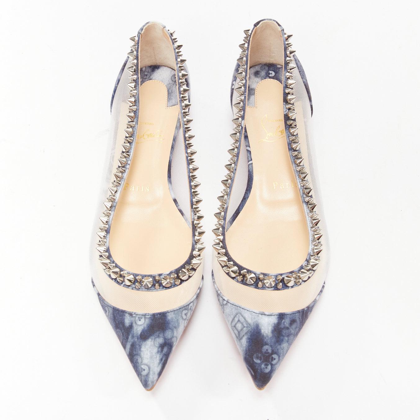 CHRISTIAN LOUBOUTIN Galativi blue CL logo denim spike rubber sole flats EU39
Reference: TGAS/D01133
Brand: Christian Louboutin
Model: Galativi
Material: Denim, Mesh
Color: Blue, Clear
Pattern: Tie Dye
Closure: Slip On
Lining: Nude Leather
Extra