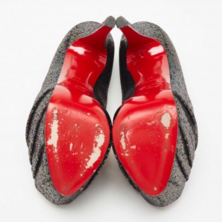 Christian Louboutin Glitter Fabric Drapesse Spotlight Peep-Toe Pumps Size 37 For Sale 2