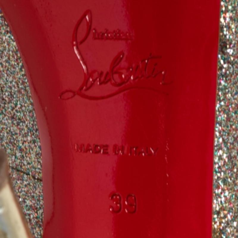 Christian Louboutin Glitter Leather No Prive Peep-Toe Slingback Sandals Size 39 (Sandales à talons compensés en cuir pailleté) Pour femmes en vente