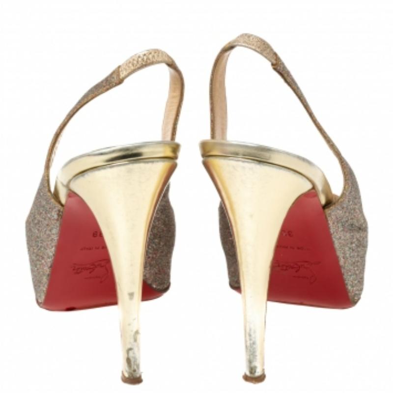 Christian Louboutin Glitter Leather No Prive Peep-Toe Slingback Sandals Size 39 (Sandales à talons compensés en cuir pailleté) en vente 2