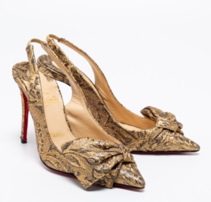 Christian Louboutin Sandalias de tela brocada dorada Kirazissimo Slingback Talla 37.5 en venta 2