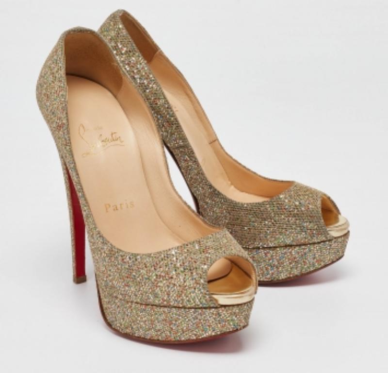 Christian Louboutin Glitter dorado Lady Peep Toe Pumps Talla 36.5 en venta 3