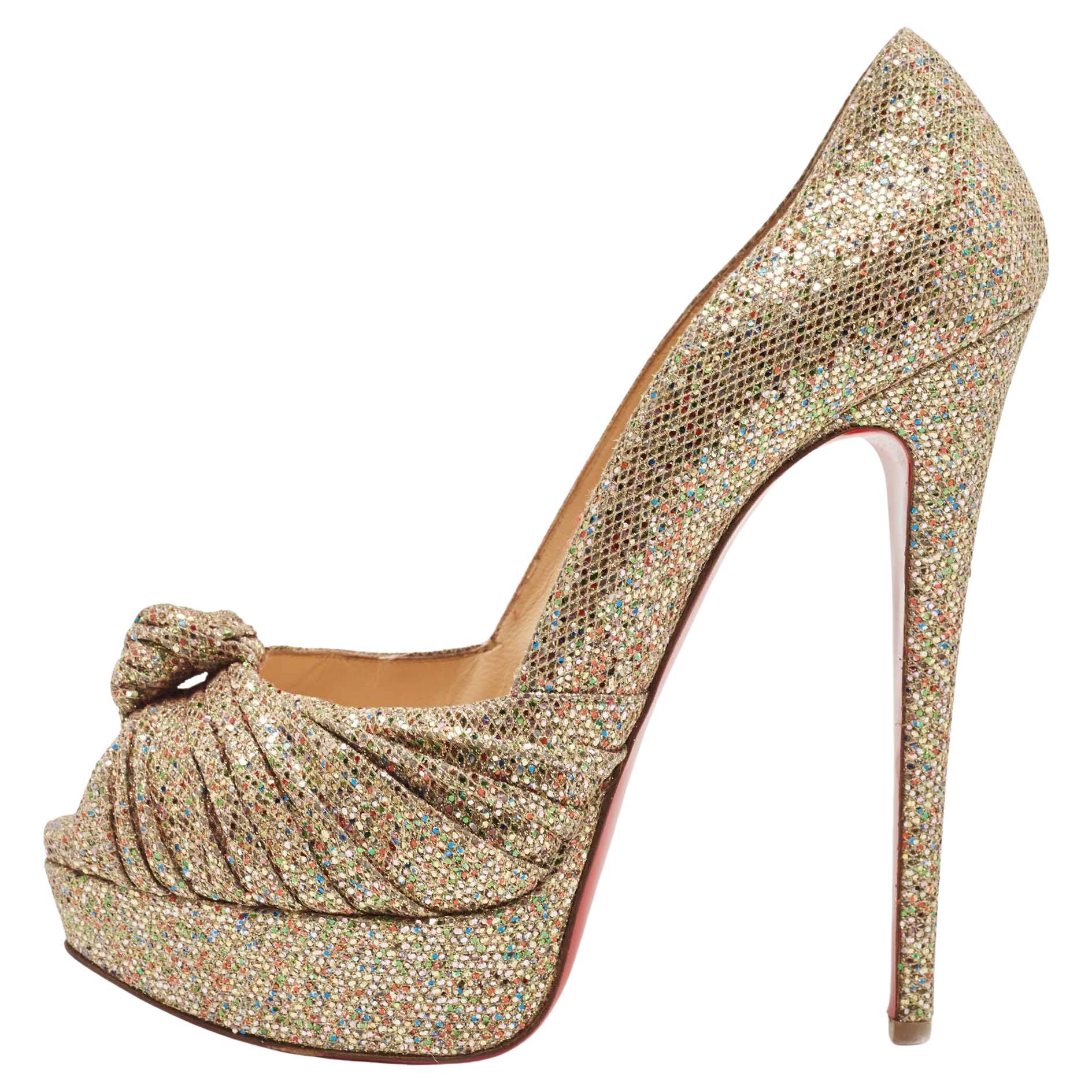 Christian Louboutin Gold Knotted Lurex Fabric Lady Gres Pumps Size 39 For Sale