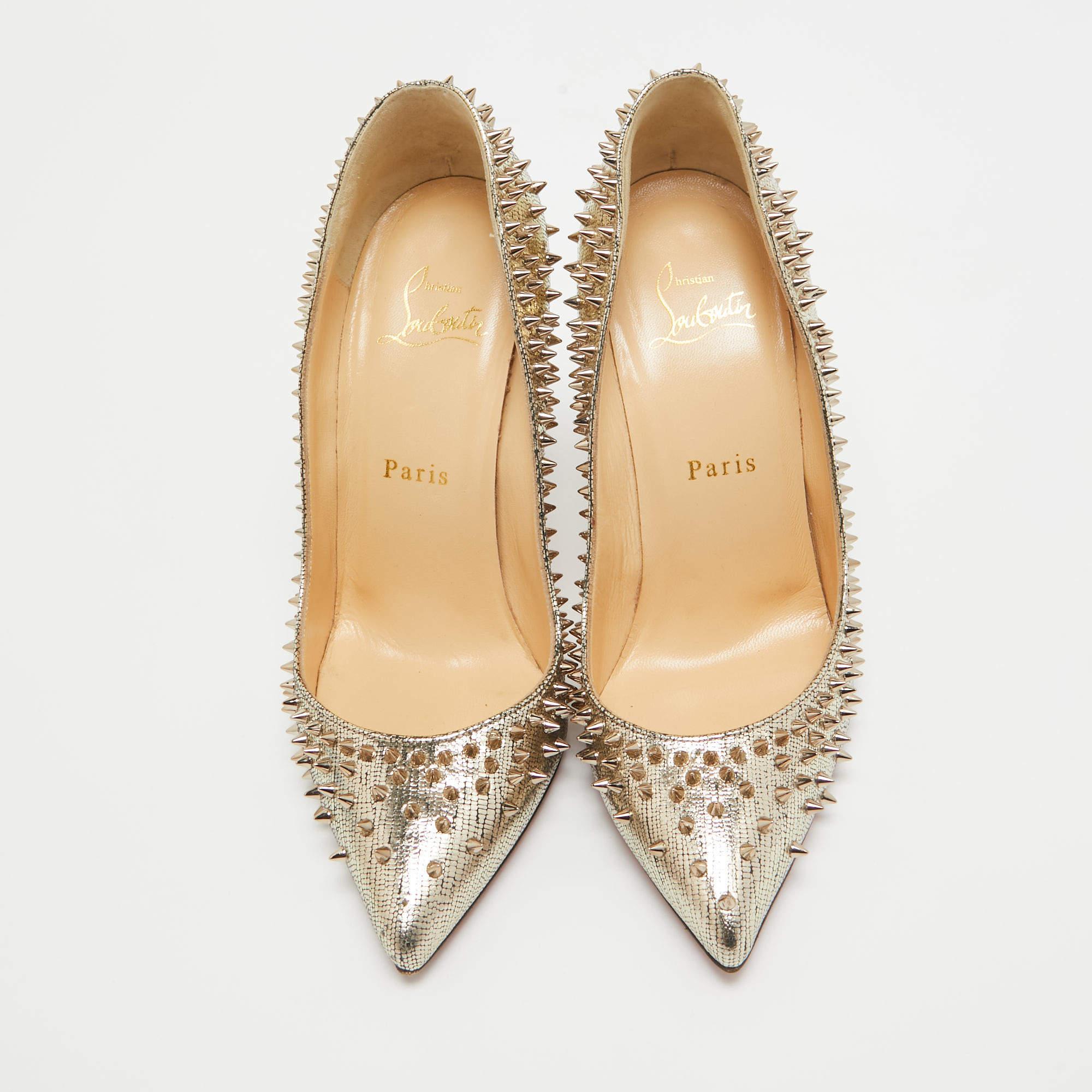 Christian Louboutin Gold Laminated Suede Escarpic Spike Pumps Size 37.5 In Fair Condition In Dubai, Al Qouz 2