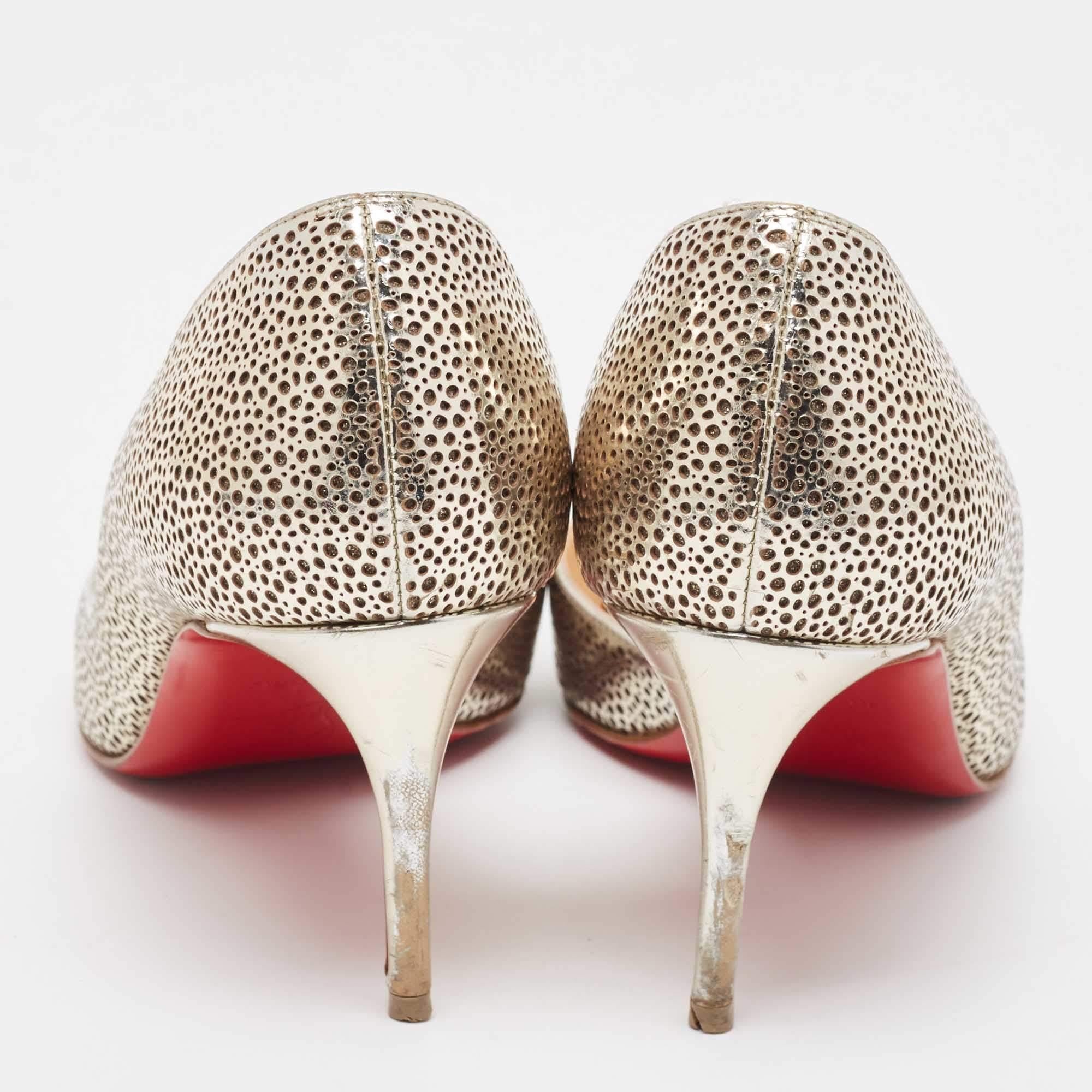 Christian Louboutin Gold Laser Cut Leather and Glitter Galu D'orsay Pumps Size 3 For Sale 1