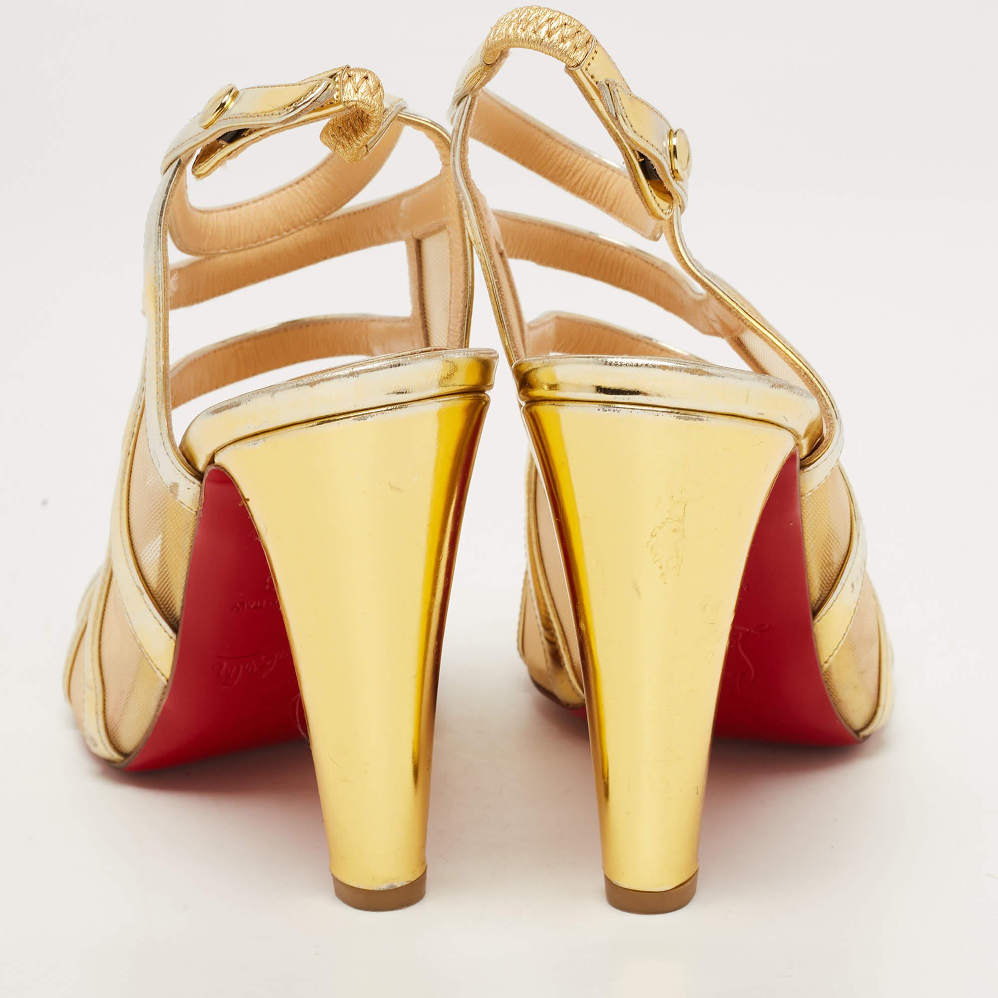 Christian Louboutin Gold Leather and Mesh Nicole K Sandals Size 38 In Good Condition For Sale In Dubai, Al Qouz 2