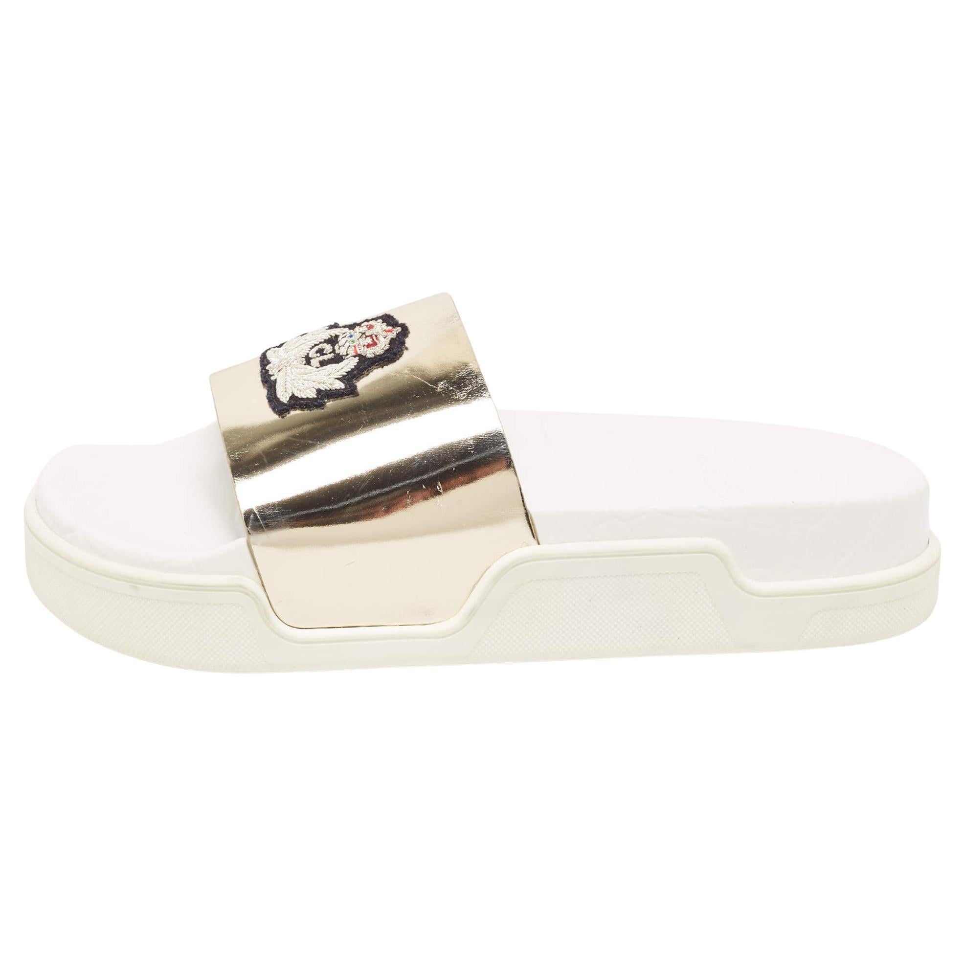 Christian Louboutin Gold Leather Flat Slides Size 41 For Sale