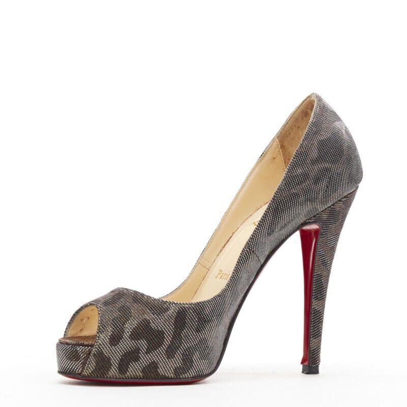 CHRISTIAN LOUBOUTIN - Chaussures à bout ouvert en lurex doré métallisé imprimé léopard EU36,5 Bon état - En vente à Hong Kong, NT