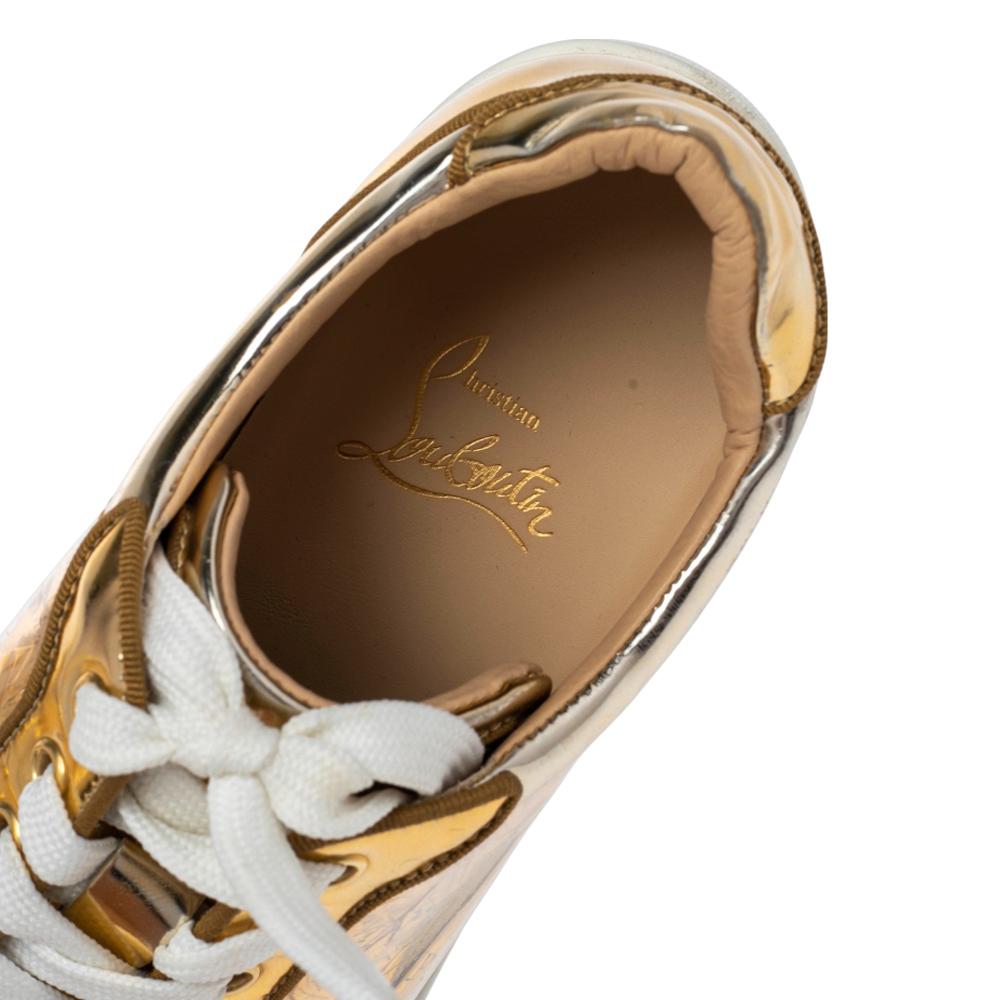 Christian Louboutin Gold PVC and Leather Spiked Orlato Low Top Sneakers 38.5 In Good Condition In Dubai, Al Qouz 2