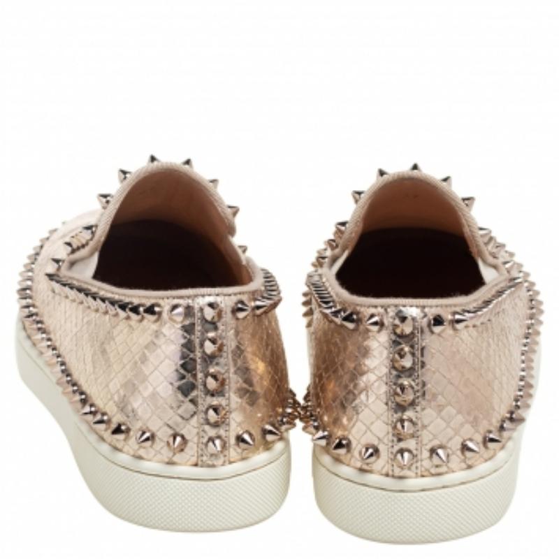 Christian Louboutin Gold Python Embossd  Leather Spike Slip On Sneakers Size 37 Damen im Angebot