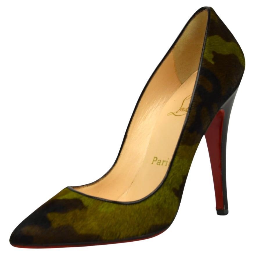 Christian Louboutin Pumps in cavallino verde mimetico  Taglia US 6 in vendita
