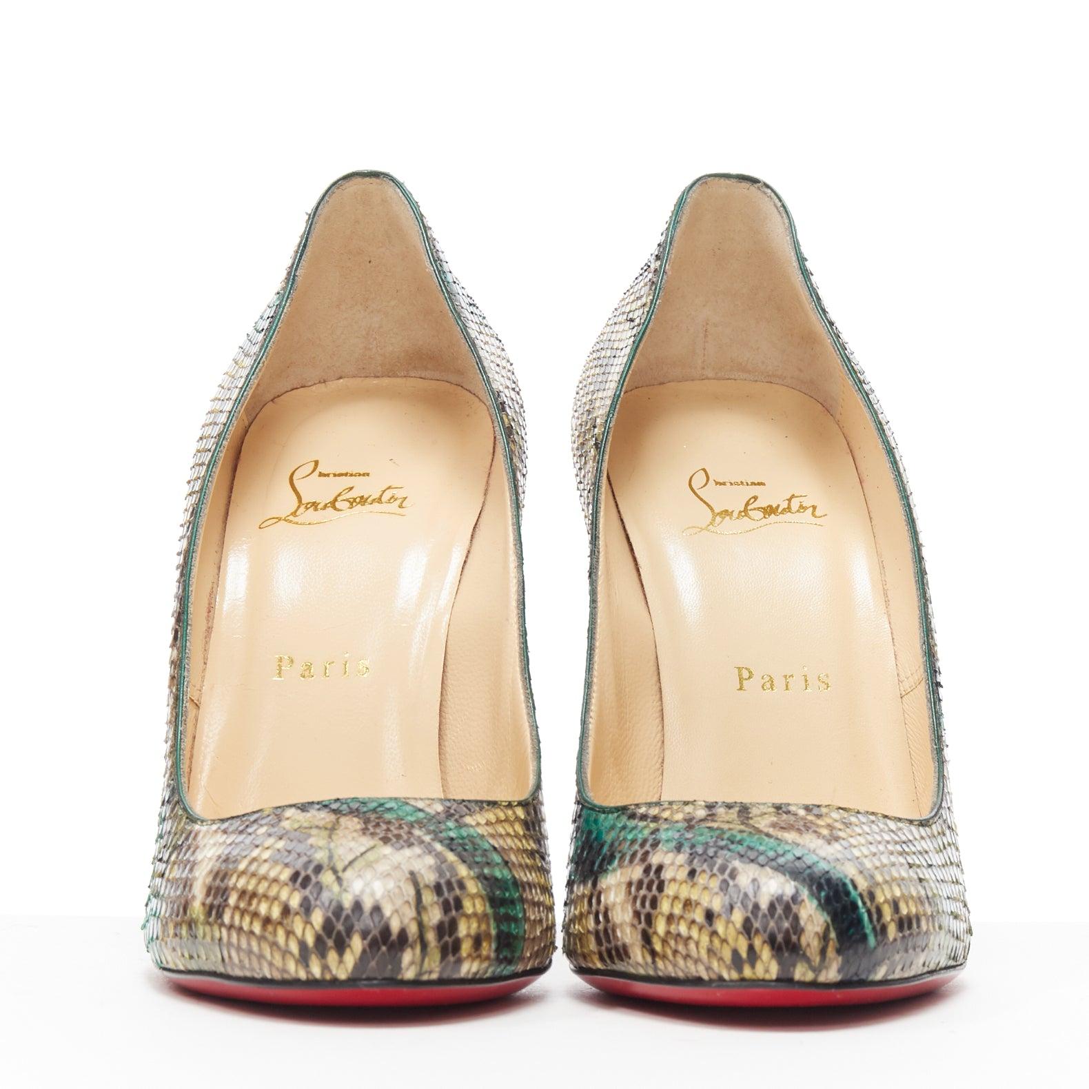 CHRISTIAN LOUBOUTIN green leaf print scaled leather almond toe pump EU39 In Excellent Condition For Sale In Hong Kong, NT