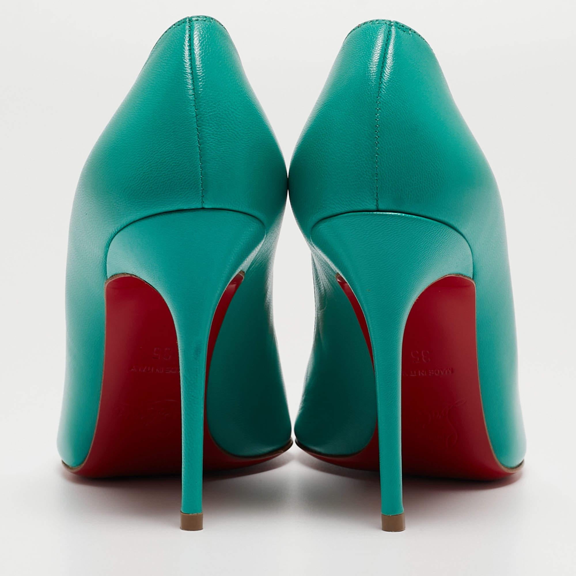 Christian Louboutin Green Leather Corneille Pumps Size 35 In Excellent Condition In Dubai, Al Qouz 2