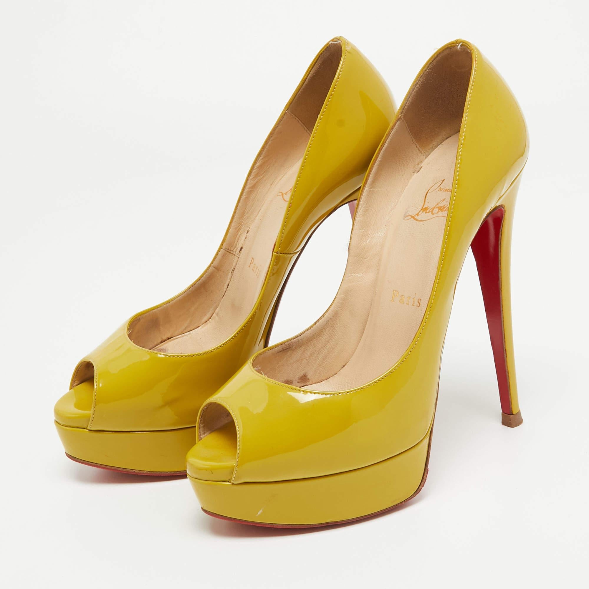 Make a chic style statement with these designer pumps. They showcase sturdy heels and durable soles, perfect for your fashionable outings!