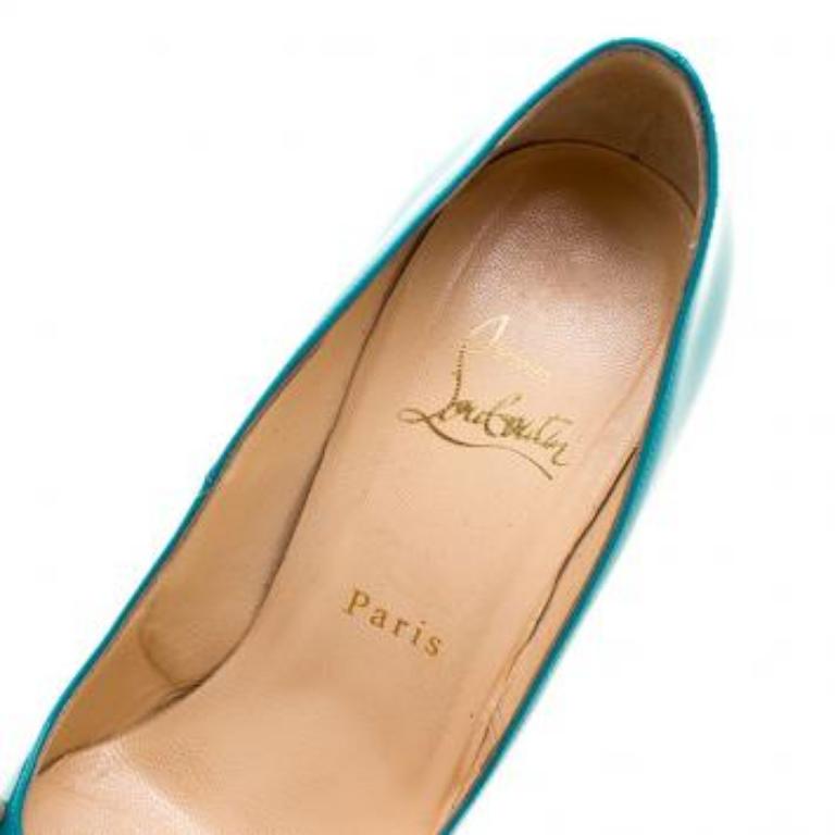 Vert Christian Louboutin escarpins Bianca à plateforme en cuir verni vert, taille 37.5 en vente