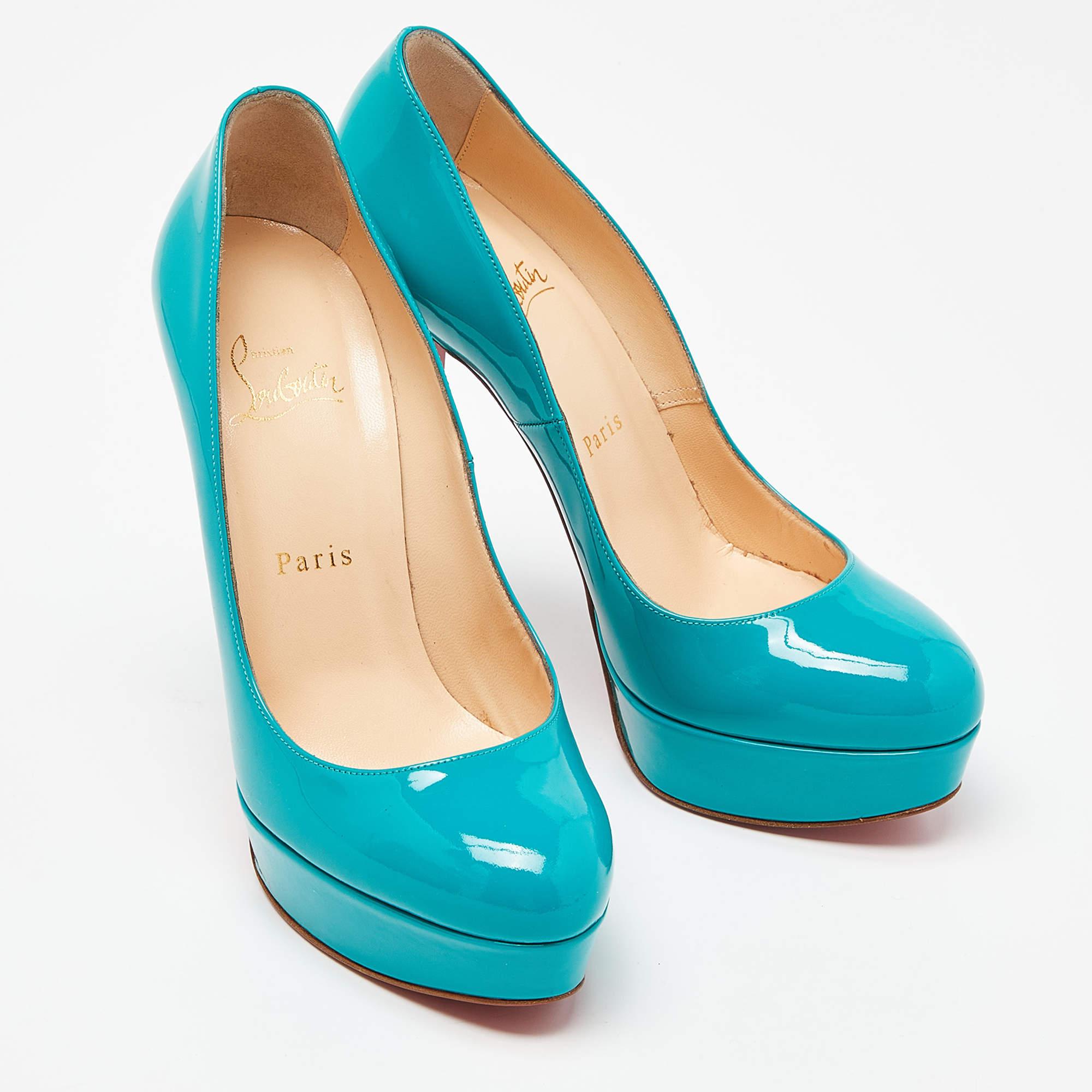 Christian Louboutin Green Patent Leather Bianca Platform Pumps Size 38 In Good Condition In Dubai, Al Qouz 2