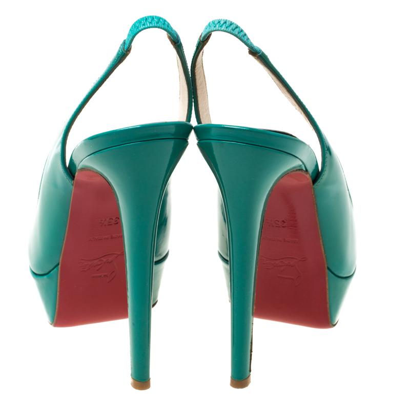Christian Louboutin Green Patent Leather Bianca Platform Slingback Sandals 35.5 In Good Condition In Dubai, Al Qouz 2