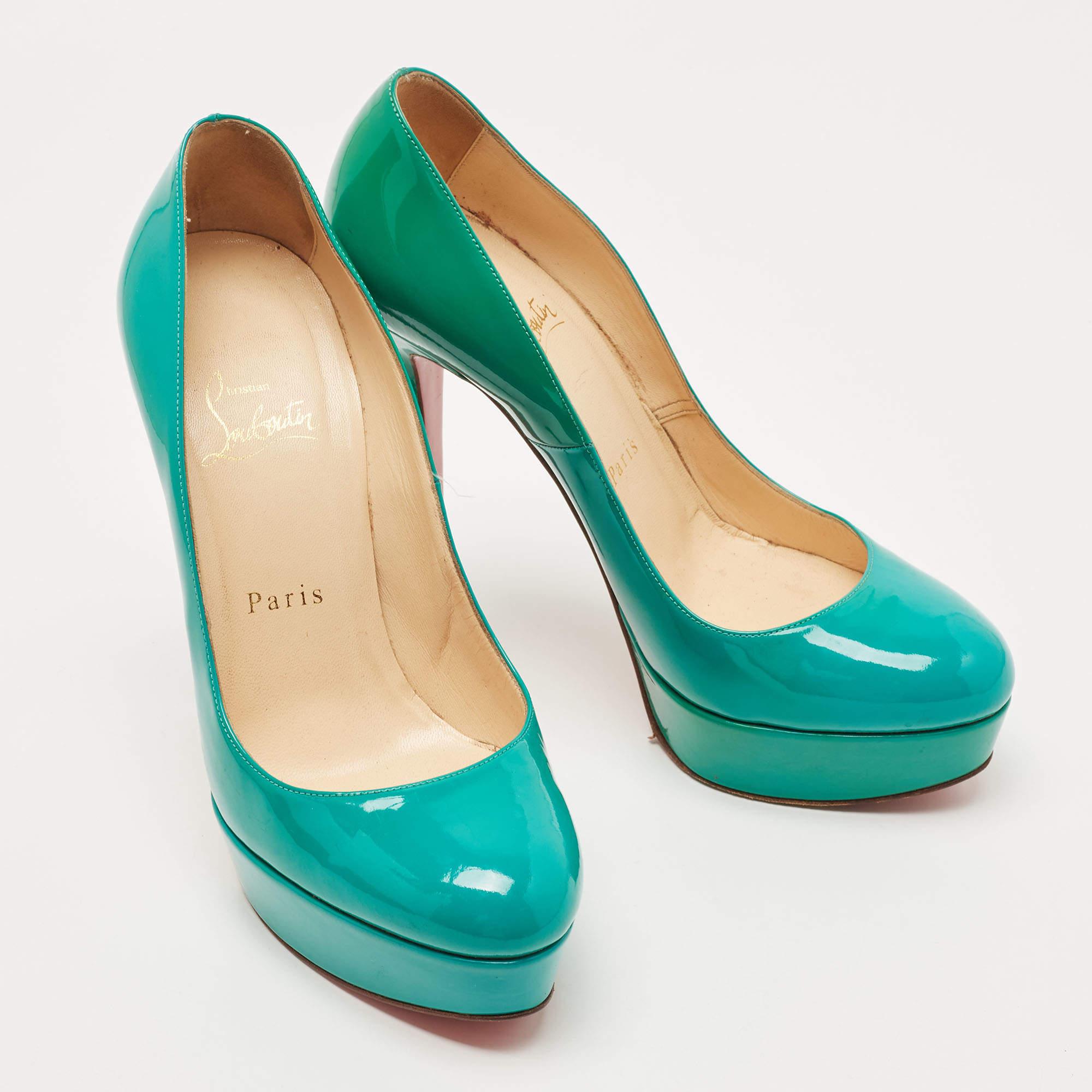 Women's Christian Louboutin Green Patent Leather Bianca Pumps Size 37.5 For Sale