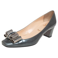 Christian Louboutin Green Patent Leather Hortensia Crystal Bow Pumps Size 38