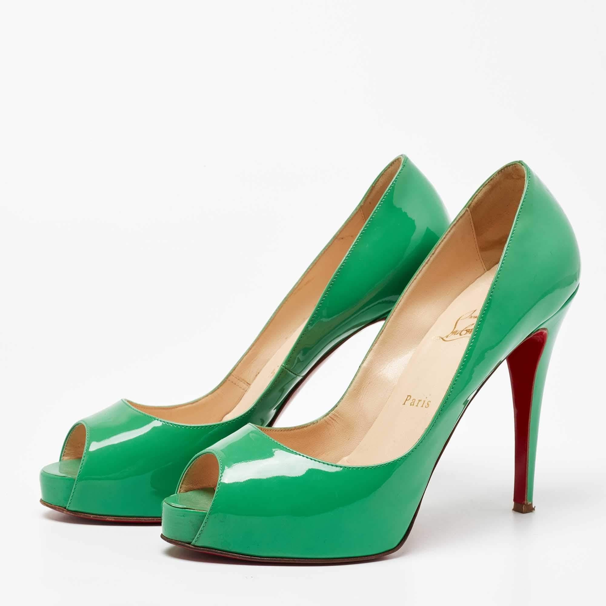 Christian Louboutin Green Patent Leather Very Prive Pumps Size 41 For Sale 1