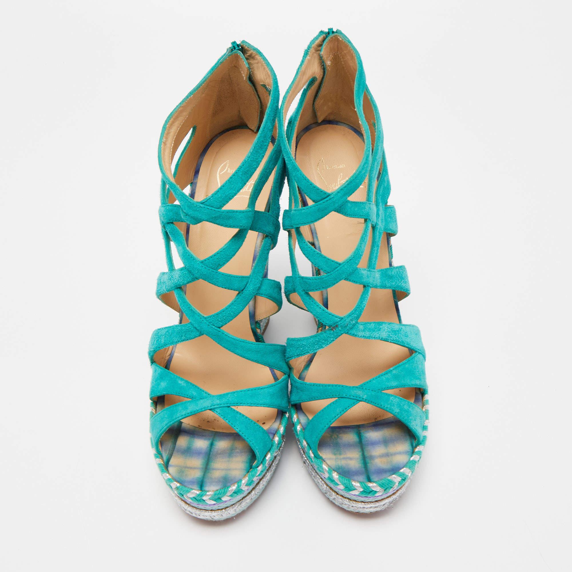 Christian Louboutin Espadrille à plateforme Tosca en daim vert à cage, taille 39 Bon état - En vente à Dubai, Al Qouz 2