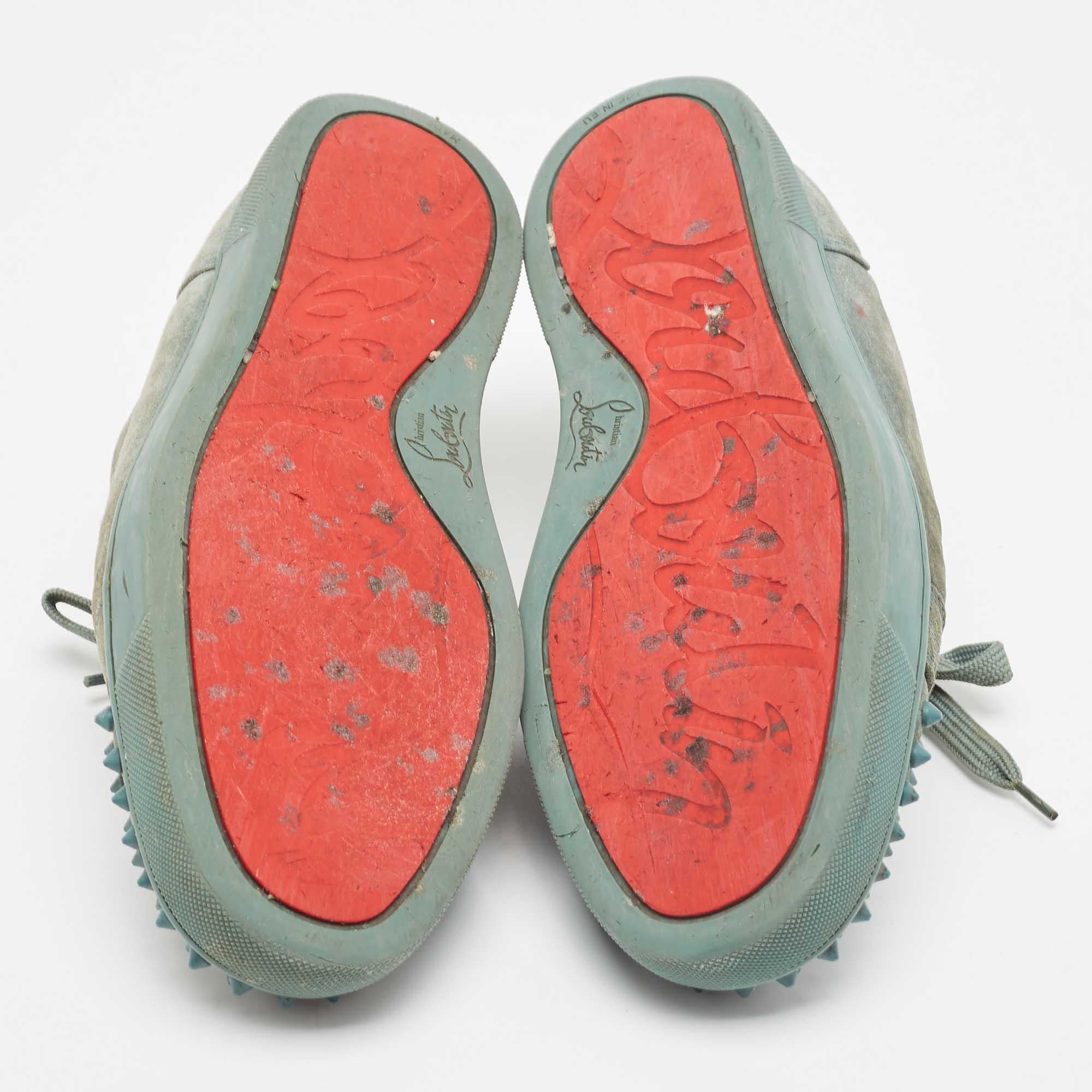 De los hombres Christian Louboutin Gamuza Verde Louis Junior Spikes Low Top Sneakers Talla 43.5
