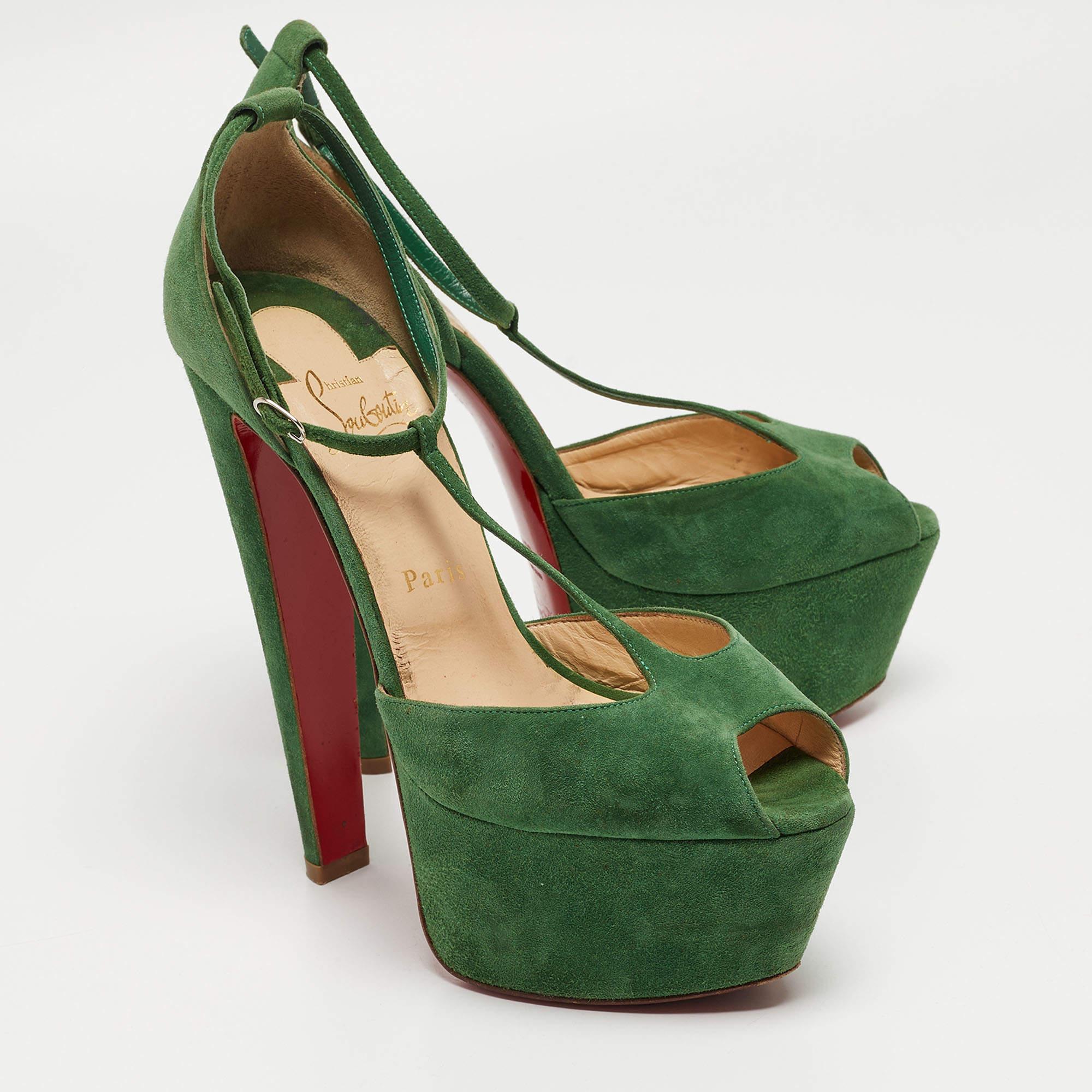 Christian Louboutin Green Suede Nenecheritza Sandals Size 38.5 For Sale 1