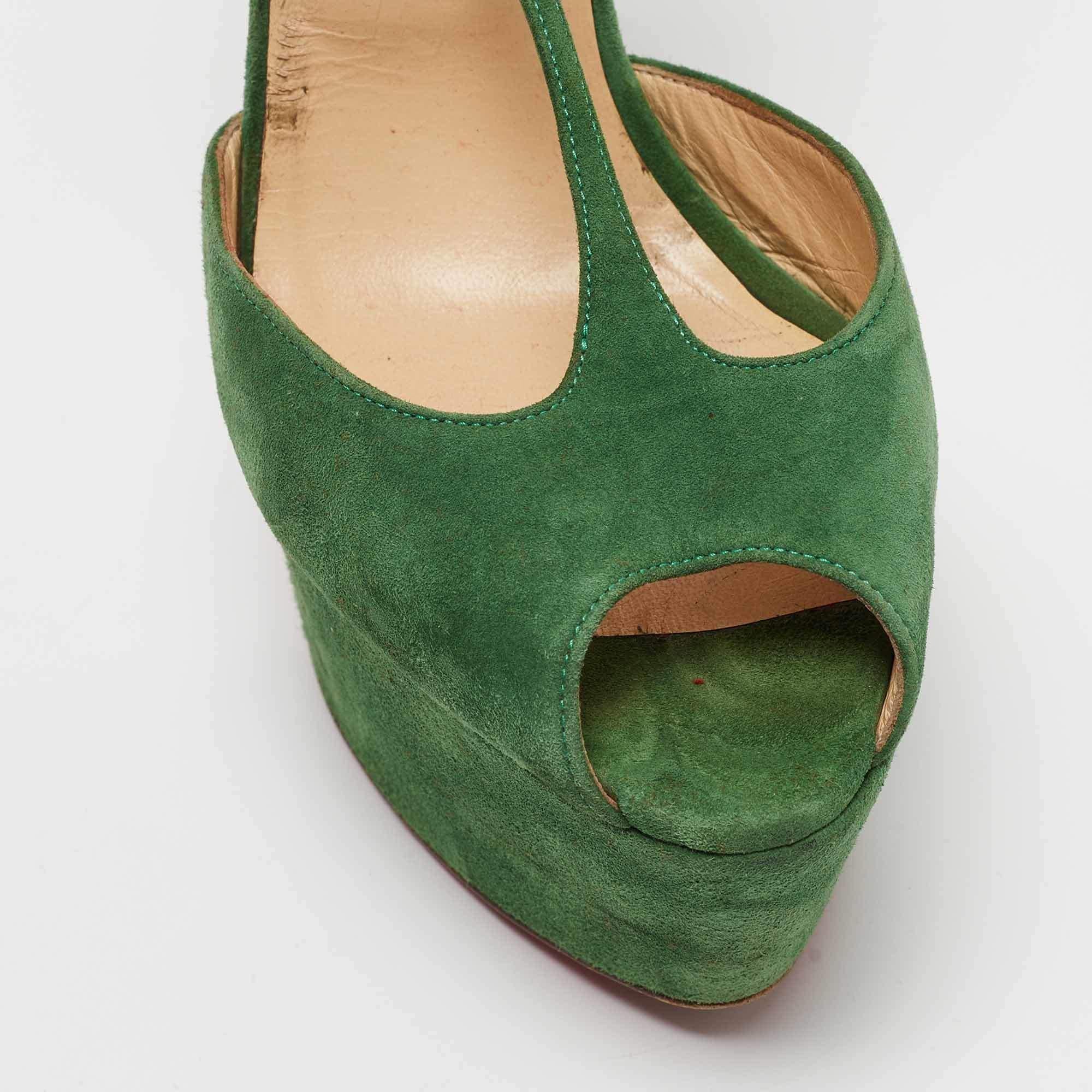 Christian Louboutin Green Suede Nenecheritza Sandals Size 38.5 For Sale 2
