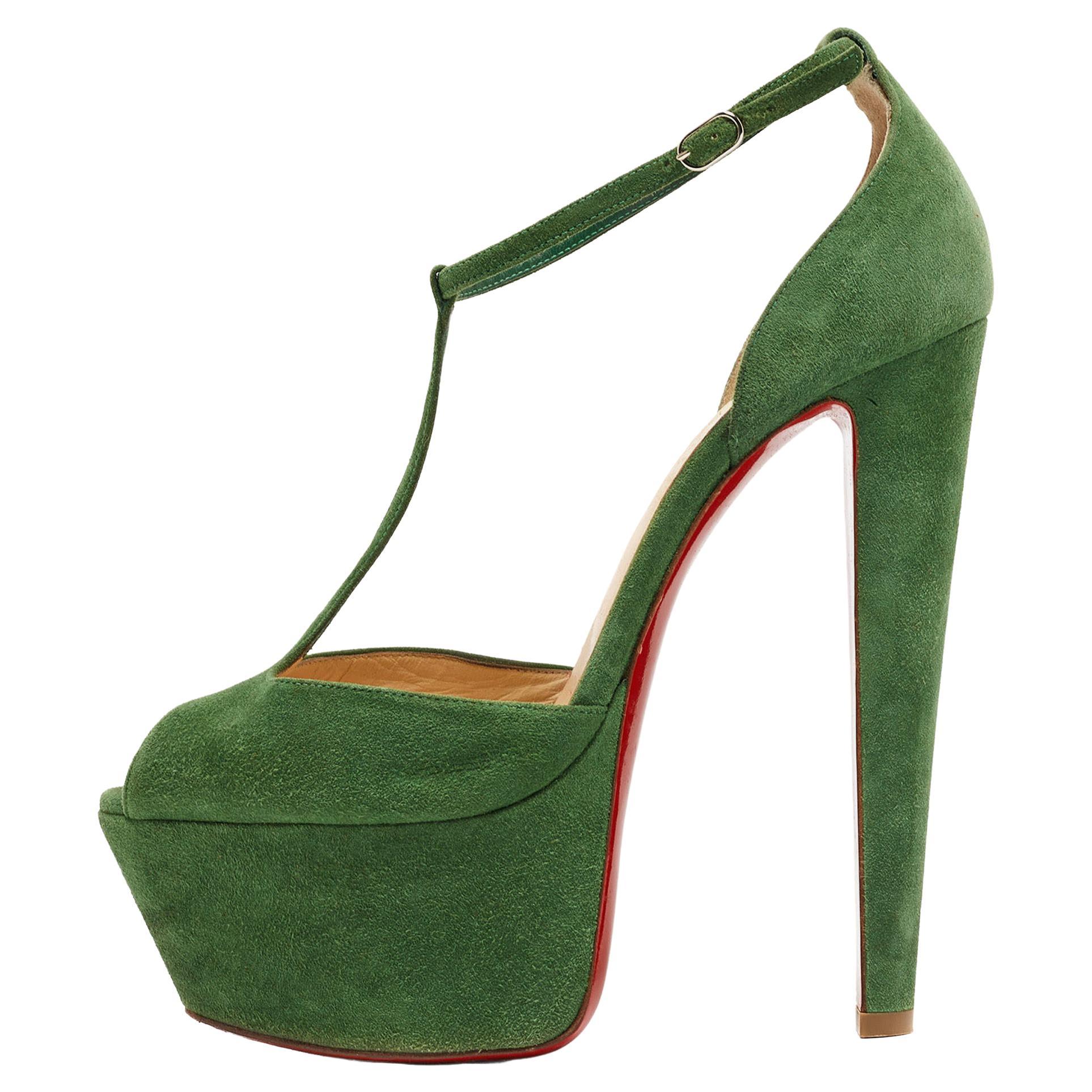 Christian Louboutin Green Suede Nenecheritza Sandals Size 38.5 For Sale