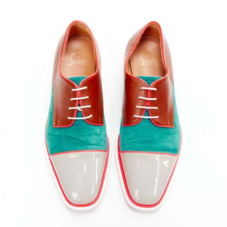 CHRISTIAN LOUBOUTIN camoscio verde con profili neon marrone brogue EU42.5
Riferimento: JSLE/A00081
Marchio: Christian Louboutin
Materiale: Pelle
Colore: Rosa Neon, Verde
Modello: Tinta unita
Chiusura: Allacciatura: Up & Up
Fodera: Pelle