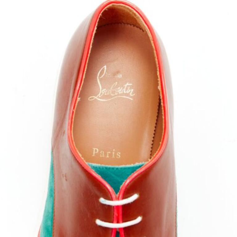 CHRISTIAN LOUBOUTIN camoscio verde con profili neon marrone brogue EU42.5 in vendita 2