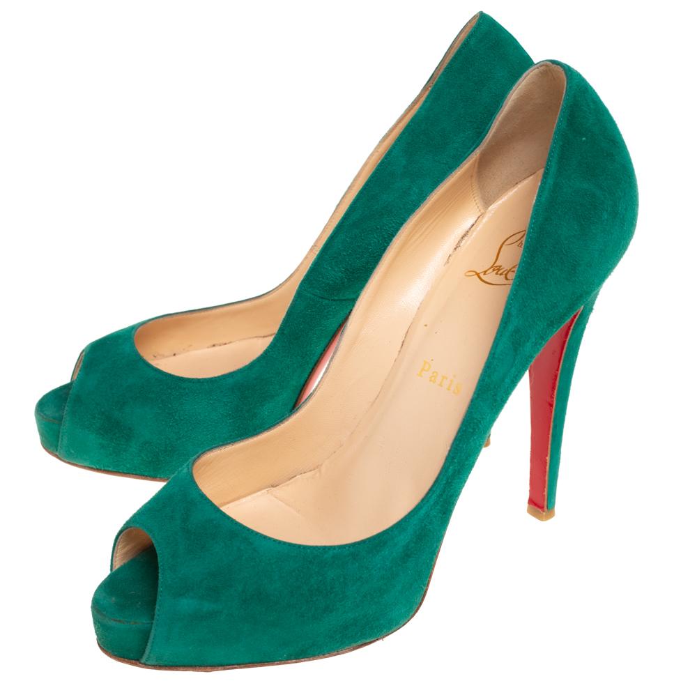 Women's Christian Louboutin Green Suede Very Prive Pumps Size 39