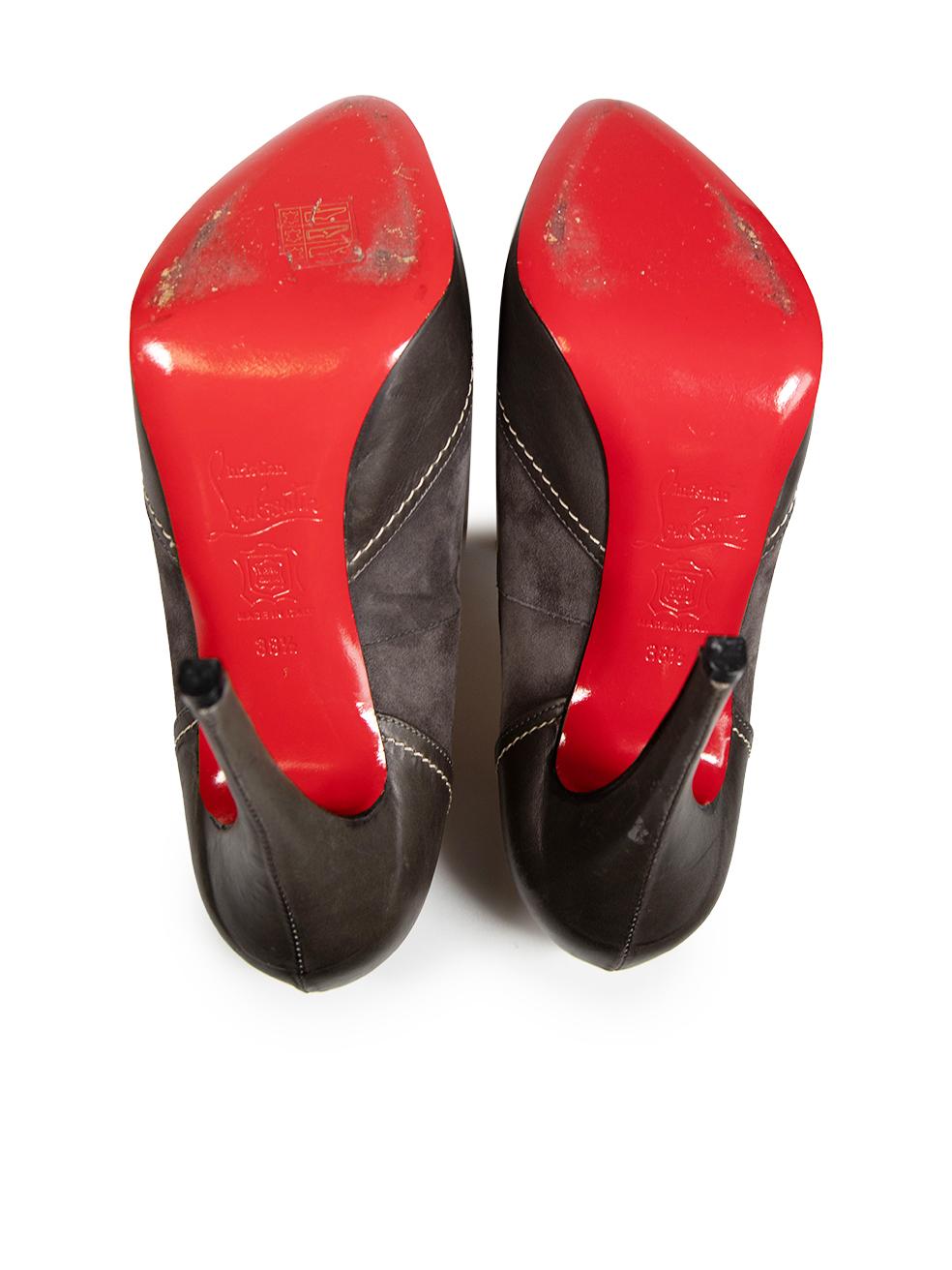 Christian Louboutin Grey Contrast Stitch Pumps Size IT 38.5 In Excellent Condition In London, GB