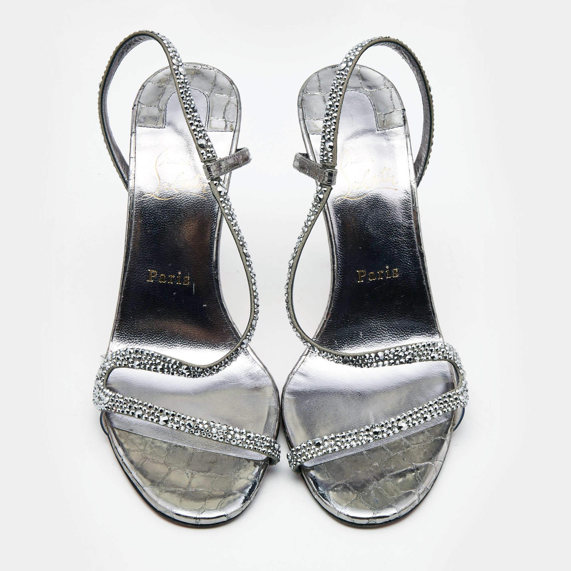 Gris Christian Louboutin  Sandales Rosalie grises ornées de cristaux, taille 39,5 en vente