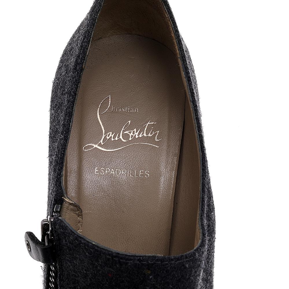 Christian Louboutin Grey Fabric Deroba Peep Toe Espadrille Wedge Sandals Size 37 For Sale 1